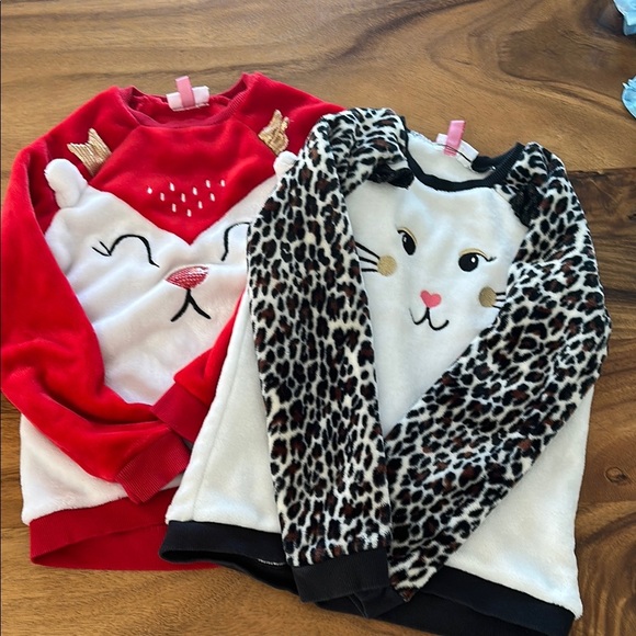 Penelope Mack Red and White Animal Print Kids plush sweaters so cute - Picture 1 of 10